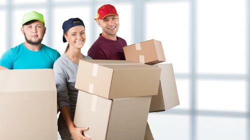 Man with a van in Hackney for flat moves, collections, and business transport