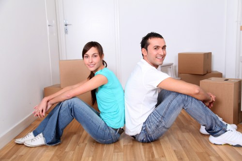 Hackney movers wearing PPE during a property move